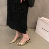 Nieuwe Zomer Luxe Frans Wijnrood Puntige Lakleren Middenhoge Hak Instapsandalen voor Dames Retro Naaldhak Achterkant Open Schoenen