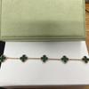 Vierblättriges Klee- und Fünfblüten-Armband mit rotem Achaten - Ein Geschenk für deine Freundin