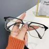 Double Beam Square Frame Presbyopia Glasses Fashionable Metal Half Frame Reading Glasses for Men Anti Blue Light Eyewear