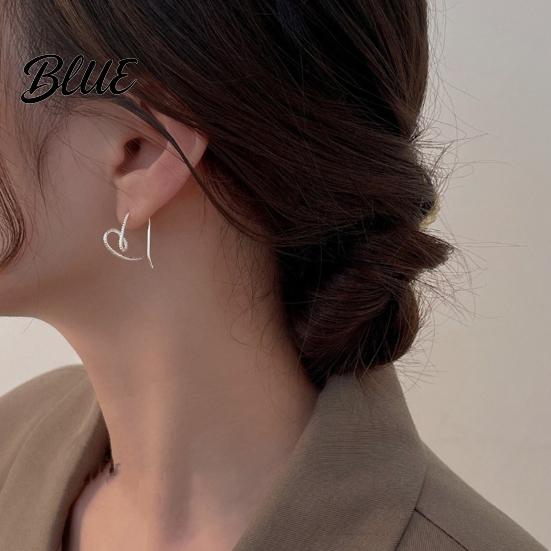 Ear Jewelry 1 Pair Women Earring Hollow Heart Shape Exaggerated