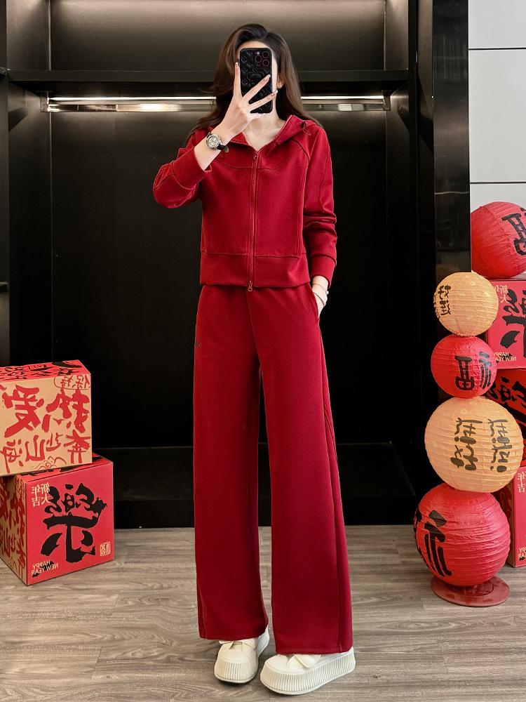 Stylish Red Hooded Zipper Hoodie & Wide-Leg Pants Set for Women, Autumn/Winter, Perfect for Chinese New Year.