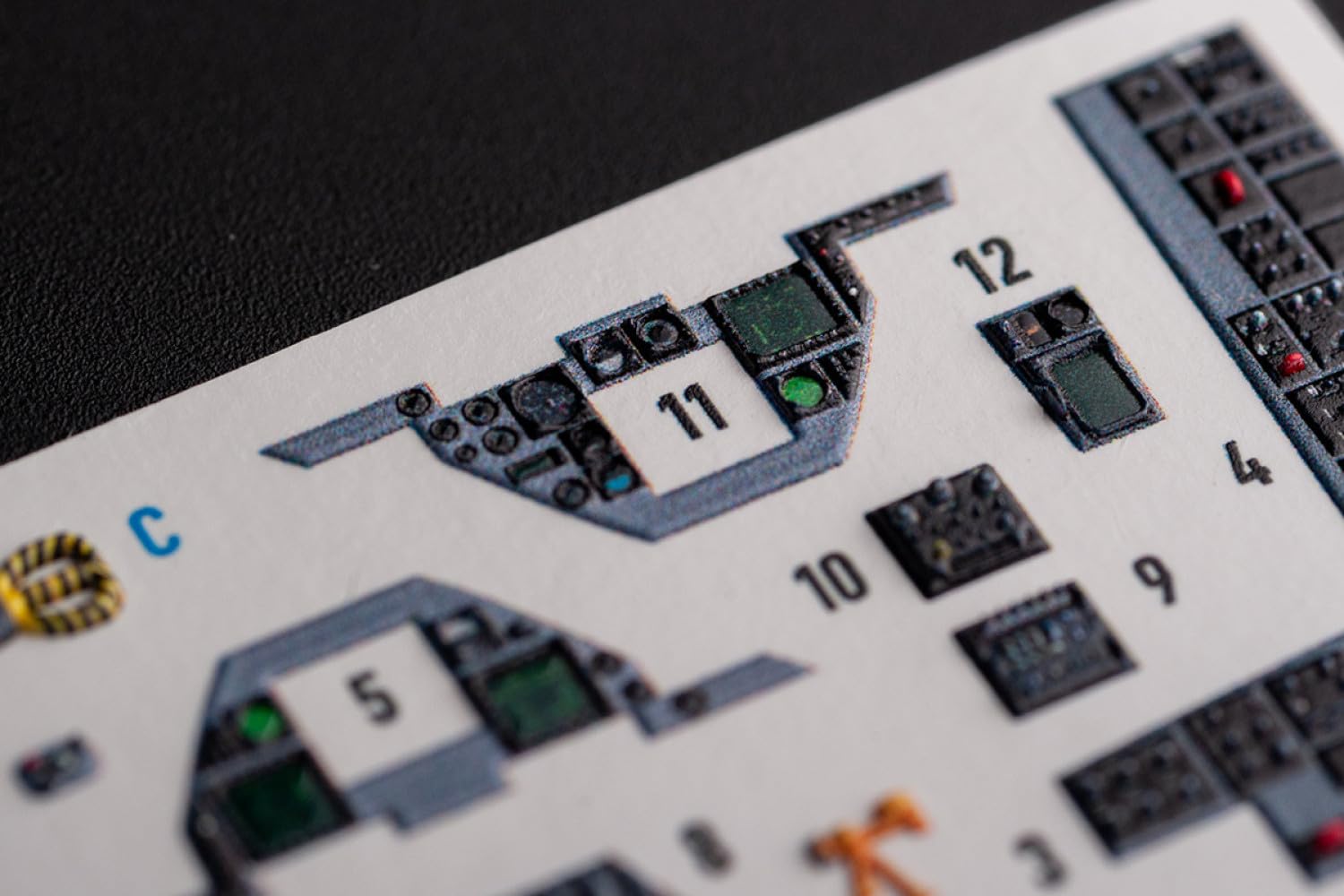 

Reskit 1/48 F-16A/C Интерьер 3D Декаль (Академическая версия) Декаль для пластиковой модели RSKK48103