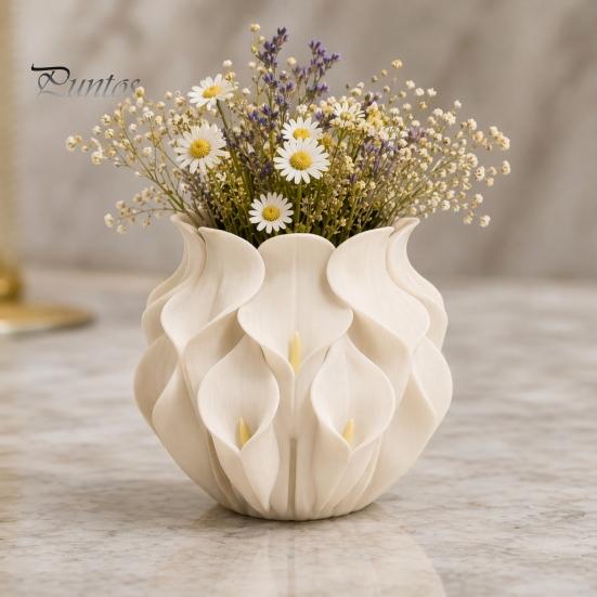 Porch Decoration Vase 3D Printed Calla Lily Relief Vase, Mini Decorative for Dried Flowers, Minimalist Matte Small Flower White Desk Decor Bookshelf