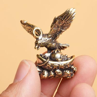 1Pc Brass Eagle Statue Sculpture Handmade Crafts Ornament Vintage Copper Bird Figurine Home Office Desk Animal Decoration