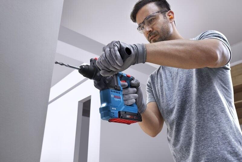 Аккумуляторный перфоратор Bosch GBH 18V-18 без аккумулятора и зарядного без аккумулятора и зарядное устройство