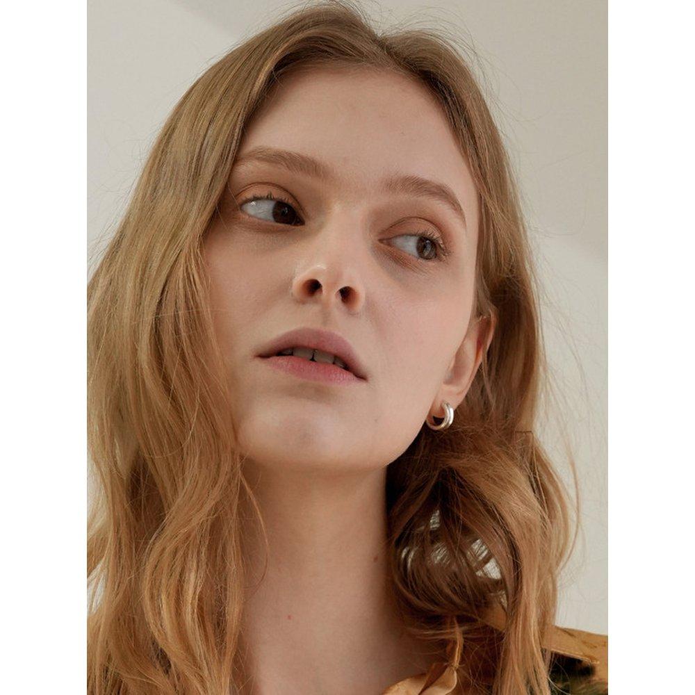 Touch Earring 06