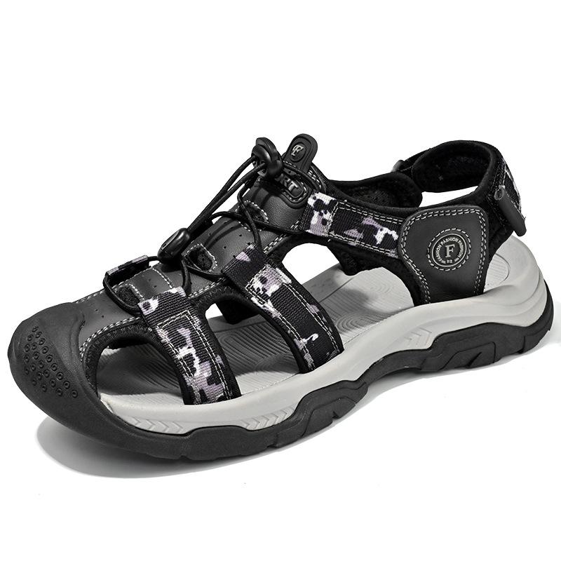 

Летние новые сандалии для мальчиков из коровьей кожи первого слоя для отдыха на пляже, большие размеры, мягкие, с вырезом и закрытым носком 46 чёрный