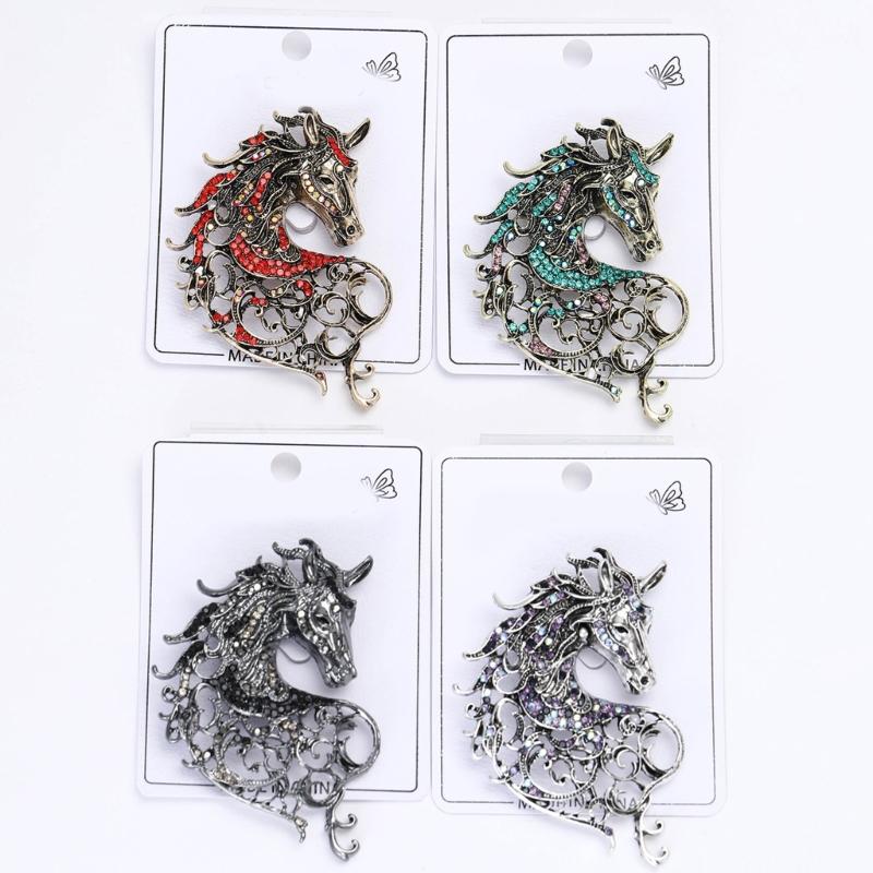 Unique Vintage Horse Head Brooch Elegant Fashion Chest Pin Badge Jewelry Clothing Accessory For Women Men