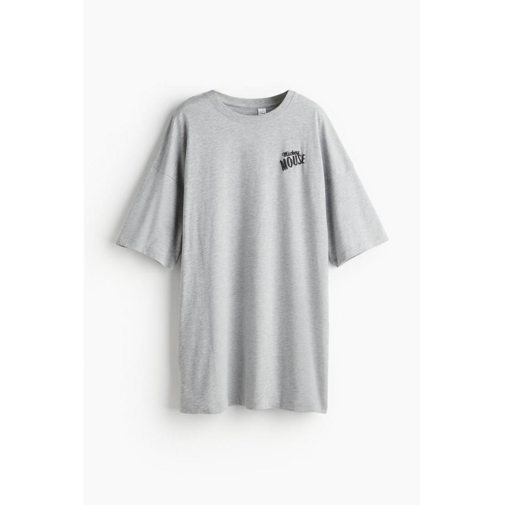 

Пижамное платье HM Oversized с принтом Светло-серый меланжевый с Микки Маусом