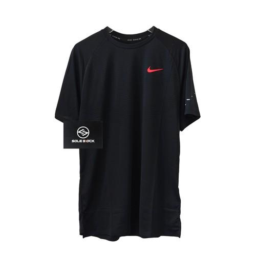 

Nike T Shirts Men s Black HV2129-010 EU S чорний