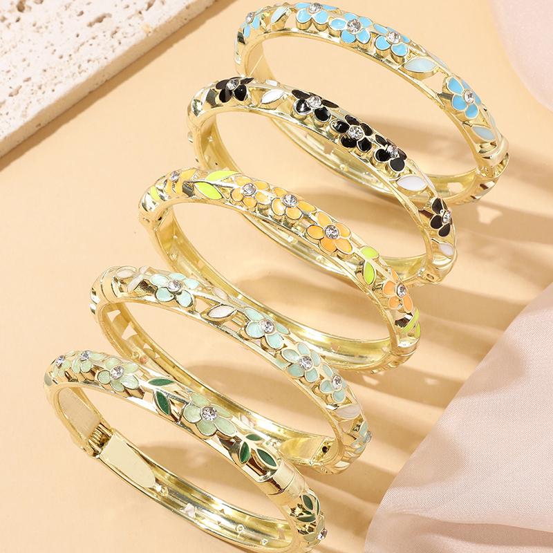 Vintage Enamel Dropped Glaze Flower Diamond Bangle for Women Copper Metal Hand Bracele Fashion Luxury Jewelry Gifts