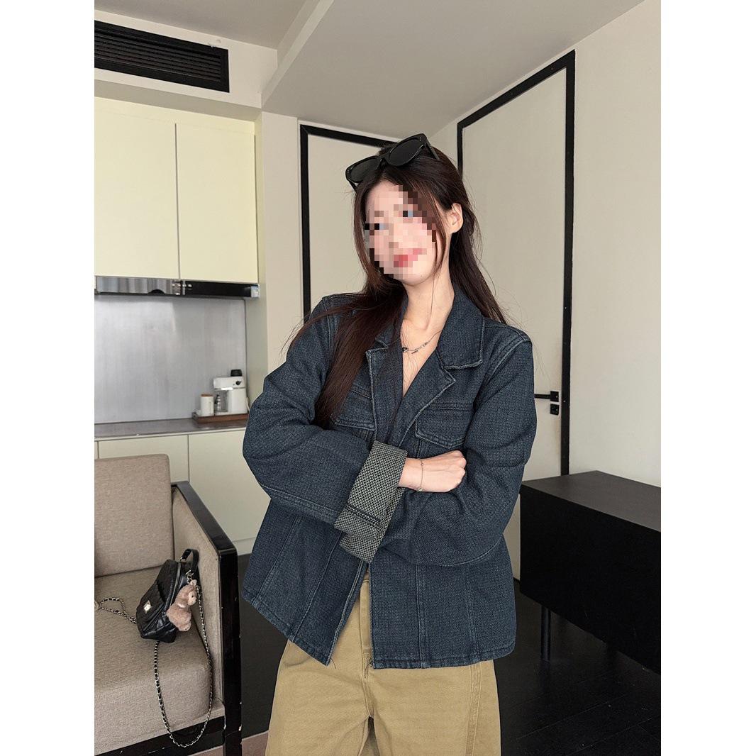 

Женская ретро-джинсовая куртка в корейском стиле с потертостями, воротником, карманами и длинными рукавами на весну 2026 года. XL джинсовый синий