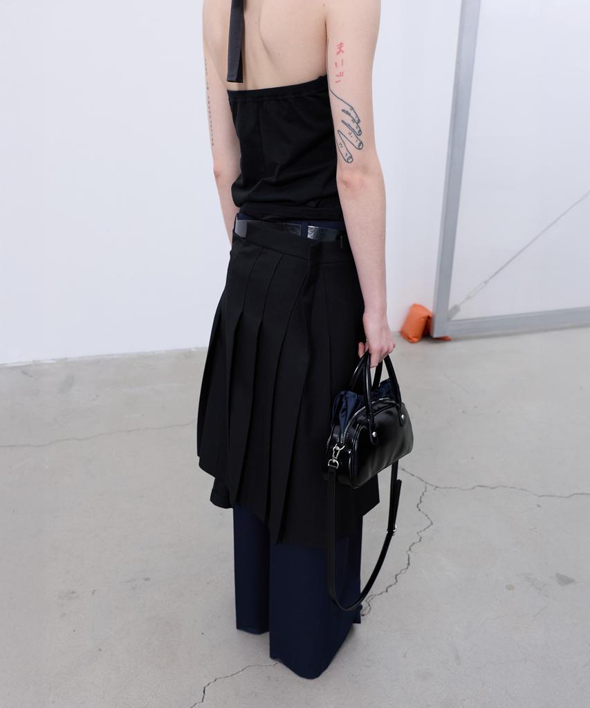 Lcdc Tm Asymmetric Pleated Skirt (Black)
