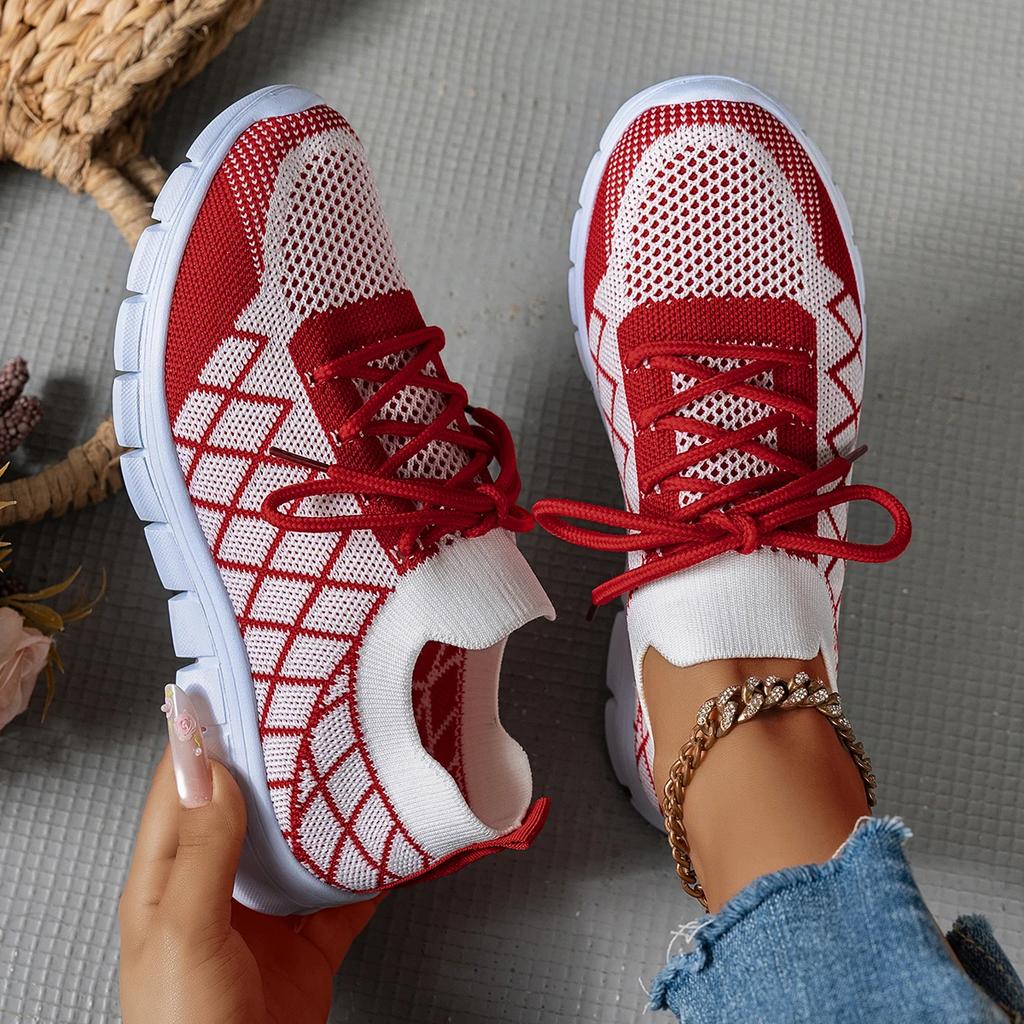 Fashion Women's Fashion Strip Plaid Knitted Sneakers Soft Sole Breathable Mesh Running Shoes for Women Lightweight Slip On Tennis Shoes