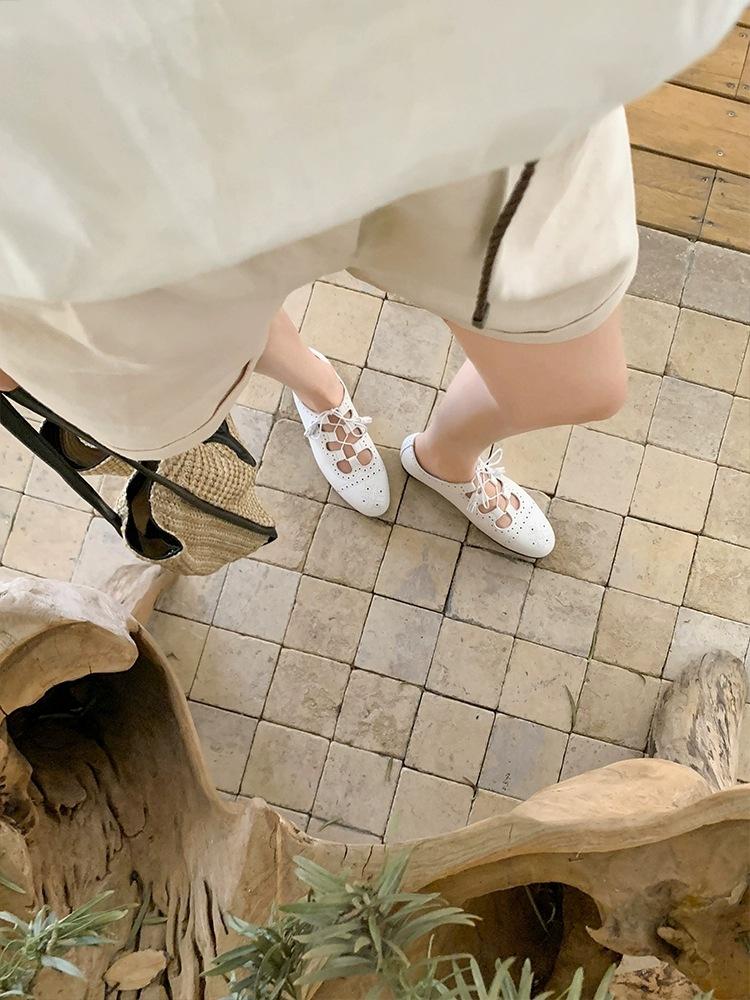 

Internet celebrity Su Yinyin with Block carved hollow strap flat single shoes women s retro versatile commuter ballet shoes 40 белый