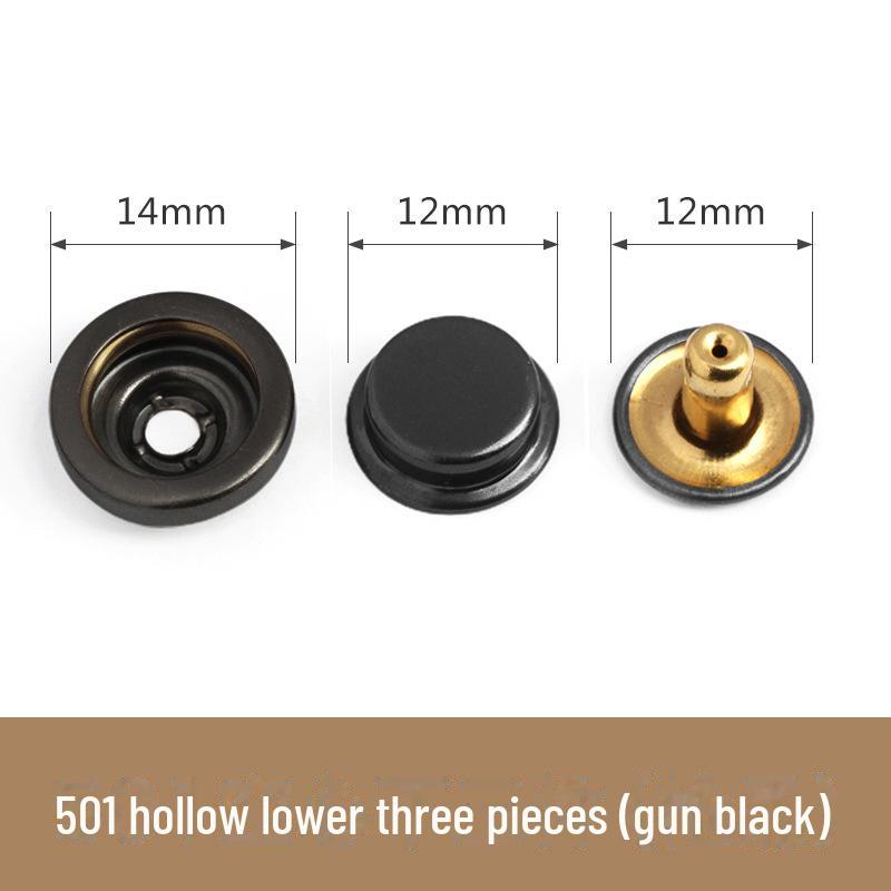 

Разноцветная кожаная куртка с застежкой на кнопки и скрытой застежкой