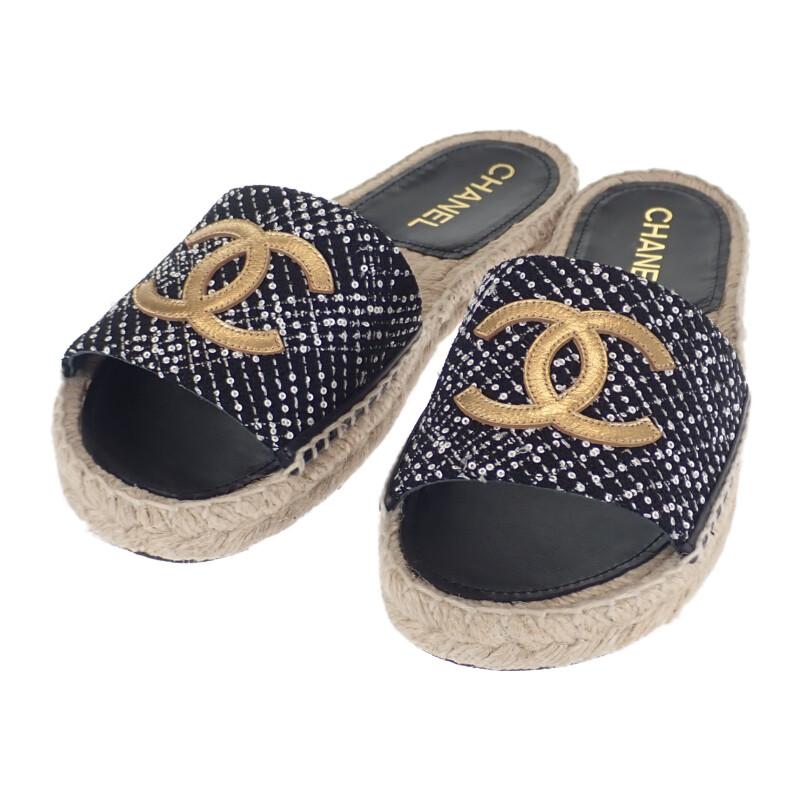 

CHANEL G45590_B15919_NV733 Sandals black lambskin/tweed Women