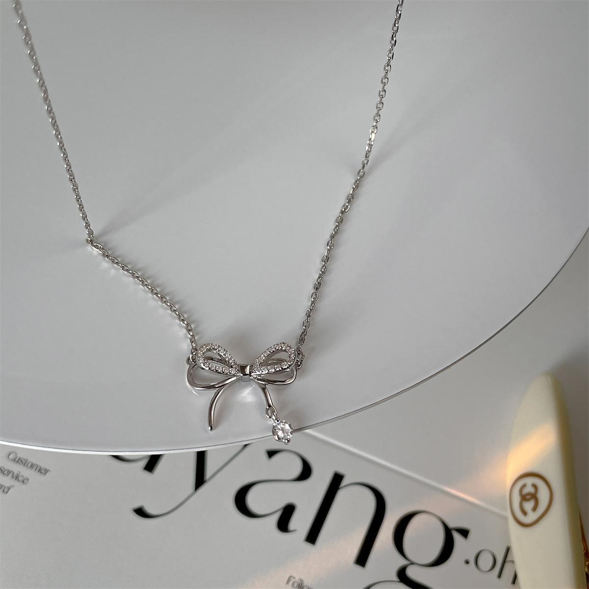 

Exquisite zircon bow necklace temperament girl pendant 925 sterling silver high-end jewelry ins style 925 silver
