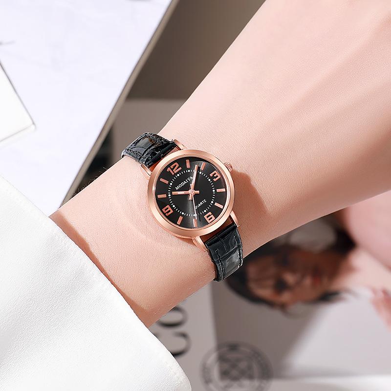 Ladies Belt Watch Simple Luminous Fashion Ladies Small Round Watch