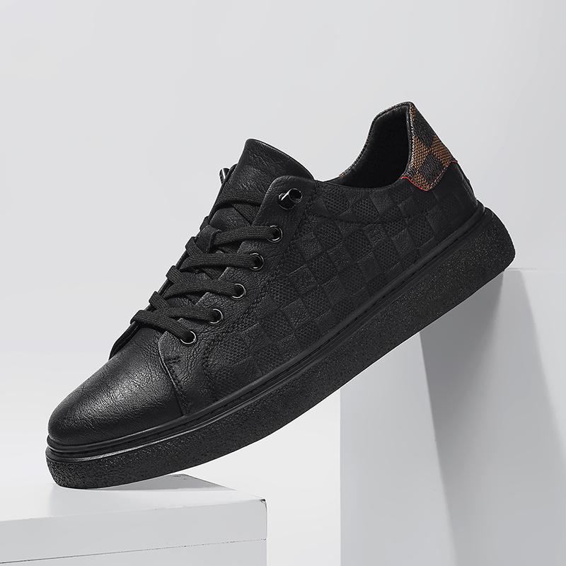 

Модные мужские уличные нескользящие мужские кроссовки на мягкой подошве, мужские дышащие слипоны ручной работы, трендовые кеды, новая мужская кожаная повседневная обувь 44