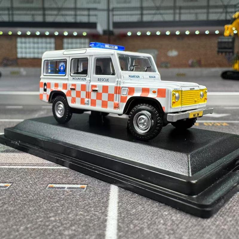 Diecast OXFORD 1:76 Scale Land Rover Mountain Rescue Jeep Off-road Vehicle Alloy Car Model Collectible Toy Gift Souvenir Display ALR1