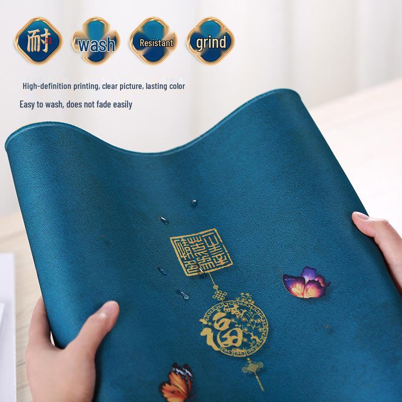 High-End Esports Mouse Pad - Large, Non-Slip, Dirt-Resistant with Wrist Support