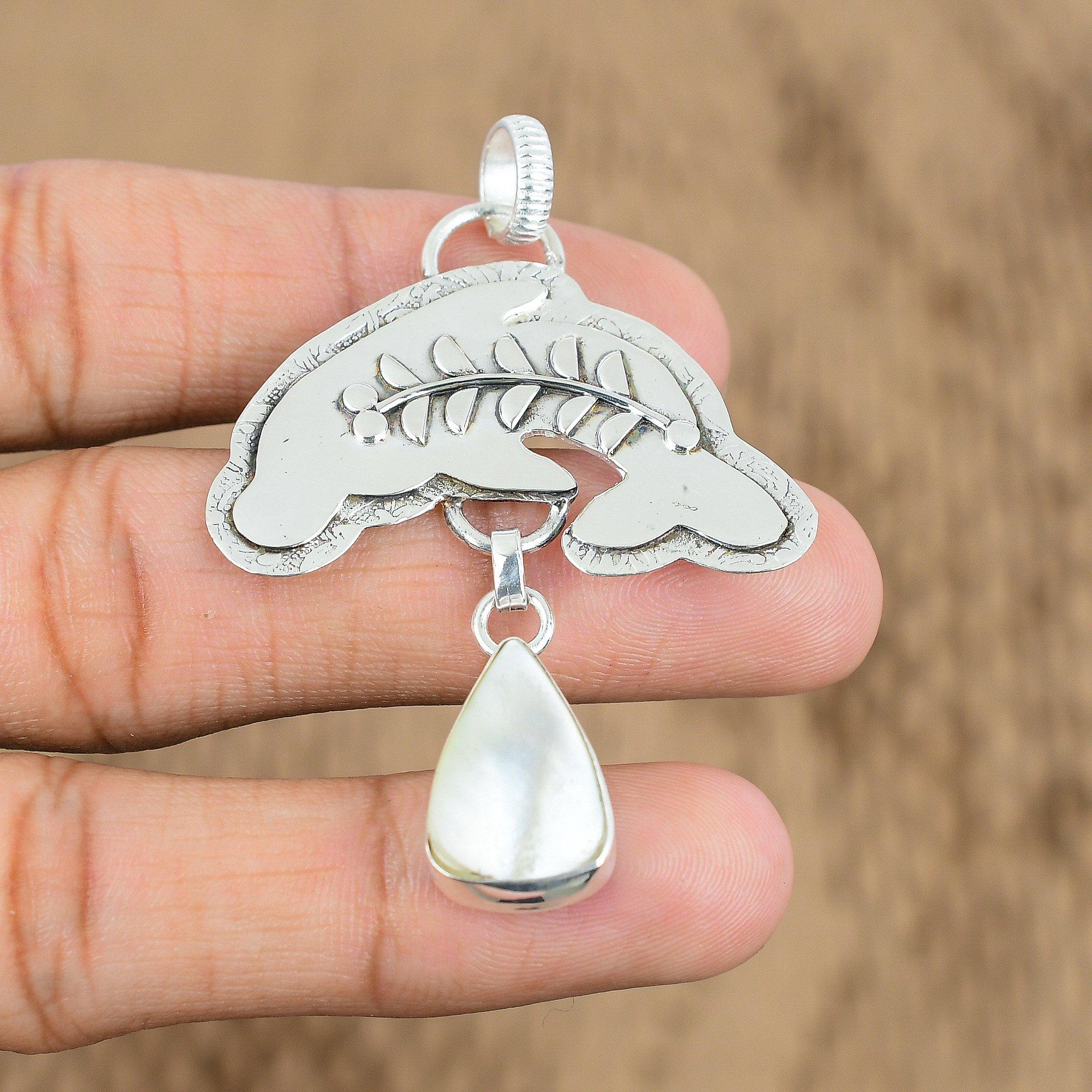 

Easter Sale Natural Mother Of Pearl 925 Sterling Silver Fish Trendy New Pendant