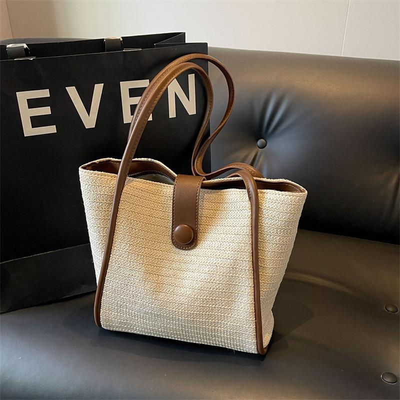 New retro woven straw bag women's large-capacity shoulder bag casual commuter bag temperament simple tote women's bag