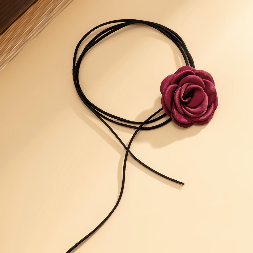 Elegant Big Flower Choker Necklace for Women Trendy Ladies Long Knotted Rope Chain Necklaces 2026 Fashion Jewelry On Neck Collar