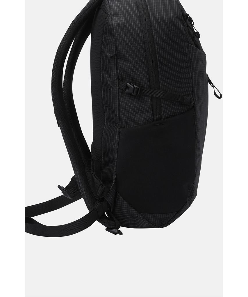 Kolon Sport Teardrop-Style Axiom Backpack 10L Qebxx26211Blk