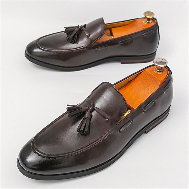 

Мода Новый Дизайнер Мужские Заостренные Коричневые Черные Кисточки Свадебная Обувь Мужские Лоферы Слипоны Формальная Обувь Zapatos Hombre 38