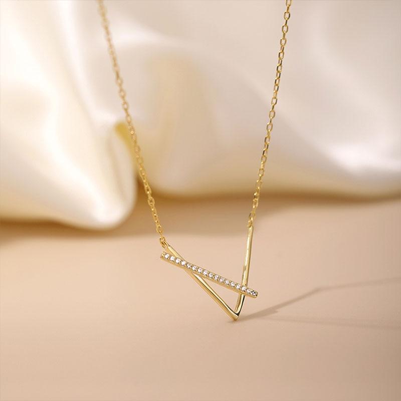 925 Sterling Silver V-shaped Necklace for Women Geometric Cross Clavicle Chain Necklace Jewelry Gifts