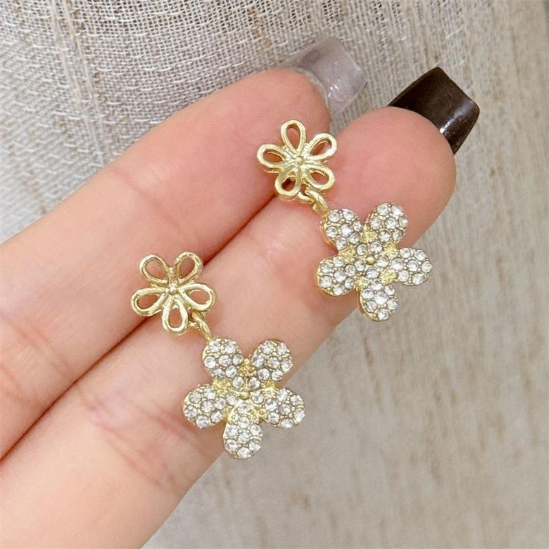 Exquisite Glittering Crystal Flowers Dangle Earrings for Women Korean Fashion Jewelry Wedding Party Girl Jewelry Accessories