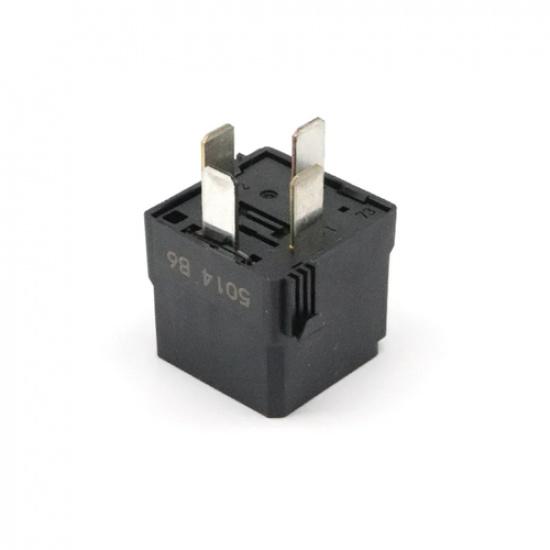 A0009828023 4P Fuel Pump Relay For Mercedes-Benz 600SL C230 E300 A0025421319
