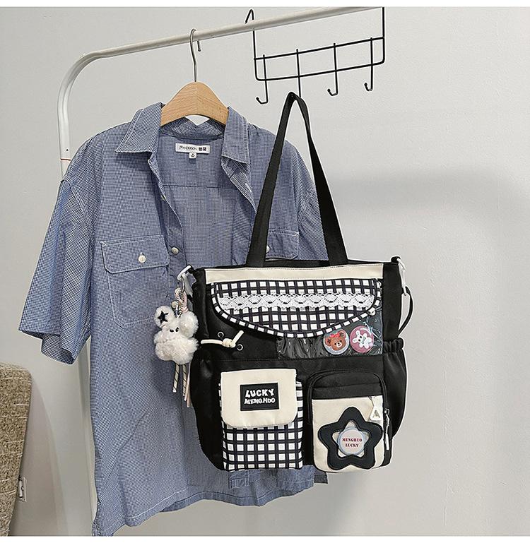Schoolbag New High-value Japanese Ins Fresh and Sweet Plaid Girl Make-up Bag Light Shopping Large-capacity Messenger Bag