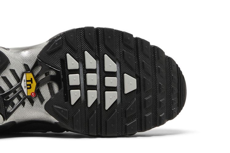 Nike Damen Air Max Plus 'Black Metallic Silver'