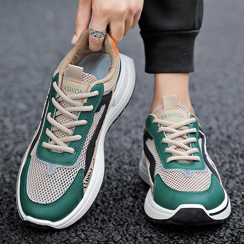 Men's hollow mesh breathable casual sports shoes summer new soft sole outdoor running shoes student sports shoes male sneakers