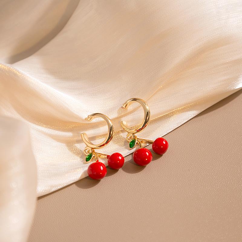 Sweet Cherry Drop Earrings for Women Fashion Exquisite Fruit Cute Dangle Earrings Design Creative Earrings Festival Gift Jewelry