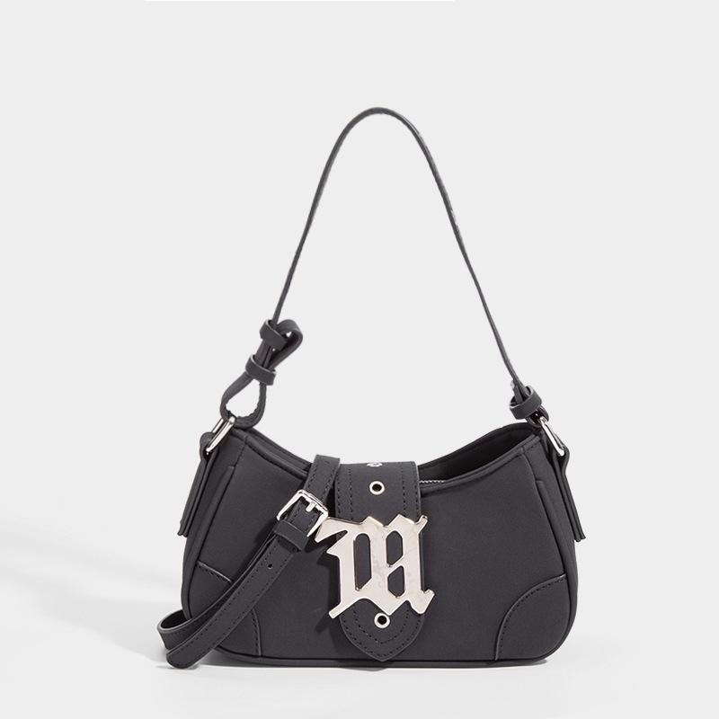 Niche Design Underarm Bag Matte Fashion Simple Shoulder Women'S Bag Trendy Crossbody Portable Small Bag