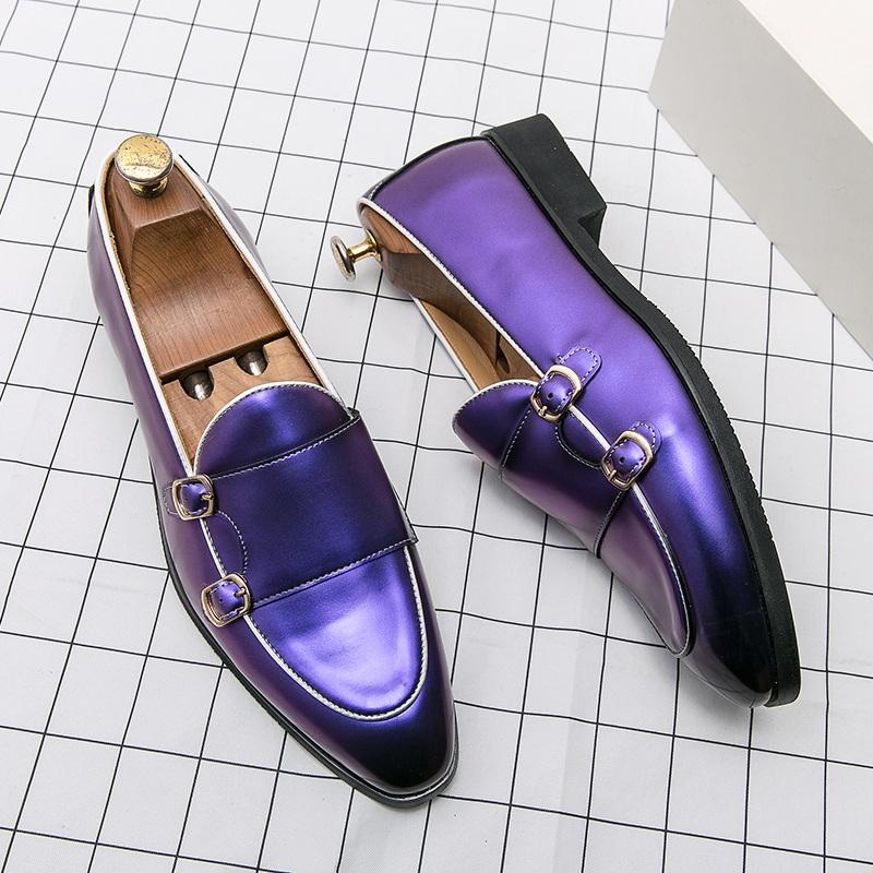 Britské trendy pánské boty s špičatou špičkou, fialové, zelené, s přezkou mnich, lakovaná kůže, pro trendsettery, svatební šaty, ples, formální obuv