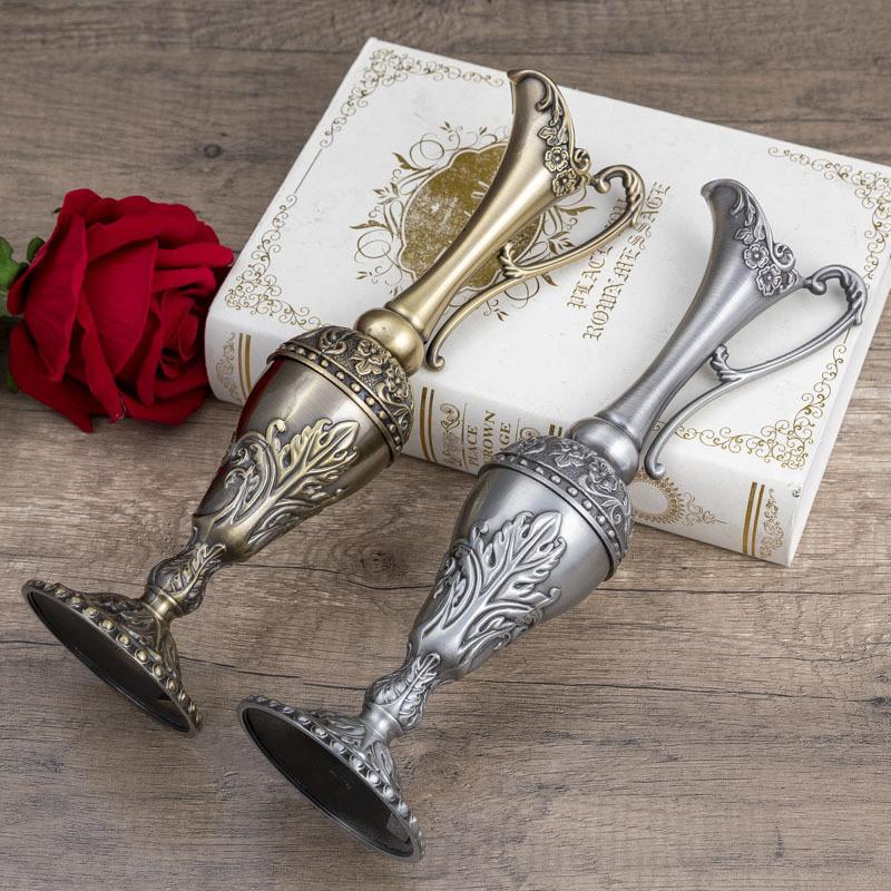 Creative Small Zinc Alloy Flower Vase for Tabletop Decoration Home Living Room Office Window Centerpiece Or Wedding Party