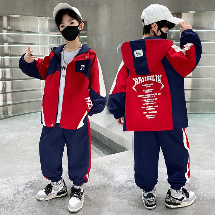 

2025 Модний спортивний костюм-трійка для хлопчиків на весну та осінь - Крутий, красивий, у стилі стріт-веар 150 cm