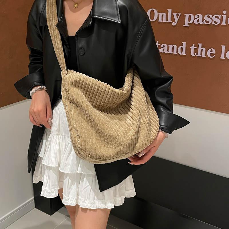 2025 Flannel Big Bag Women's Large-capacity Commuter Tote Bag Simple Autumn Shoulder Oblique Span Bag Corduroy