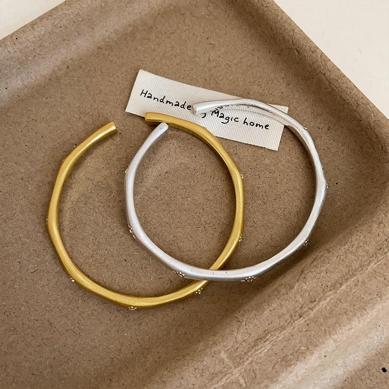 Medieval Matte Metal Zircon Star Bracelet Female Personality Unique Exquisite Elegant Fashion Versatile Bracelet Jewelry