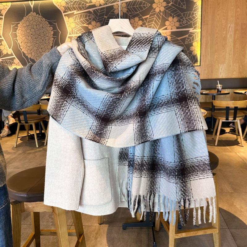 Winter New Gradual Change Plaid Thickened Fringed Scarf Couple Gift High-end Scarf