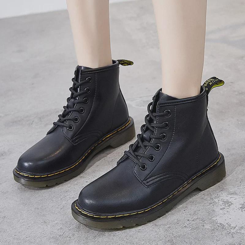 Classic Retro British Style 1460 Martin Boots - Flat Six-Hole Genuine Leather Motorcycle Short Boots with Thick Soles.