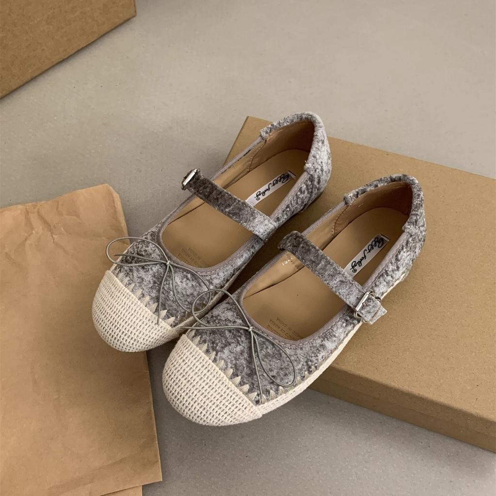2025 autumn new niche retro velvet round head Mary Jane shoes women's one-word buckle band ballet single shoes
