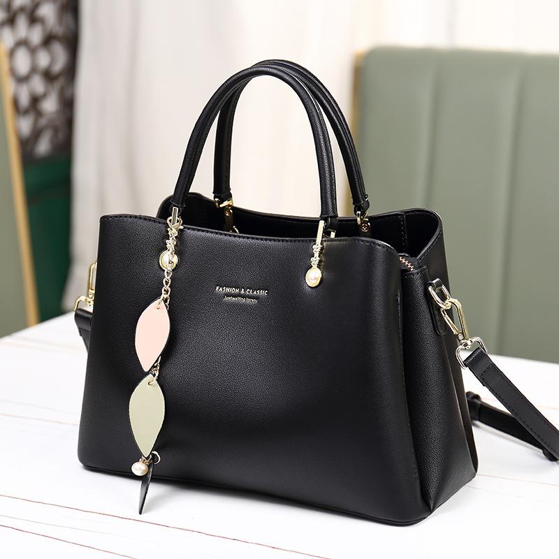 Leather Women's Bag New Crossbody Light Luxury One Shoulder Diagonal Strap Portable Commuter High-end Leather Mother Bag