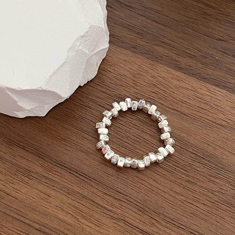 Elegant Korean Style Geometric Copper Ring For Women With Chic Pearl Accent