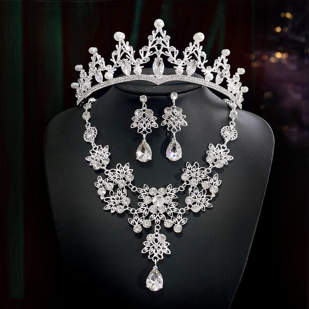 

Bride s Crown Three Piece Set Wedding Crown Headwear Necklace Earrings Super Shiny Wedding Dress and Evening Gown Accessories